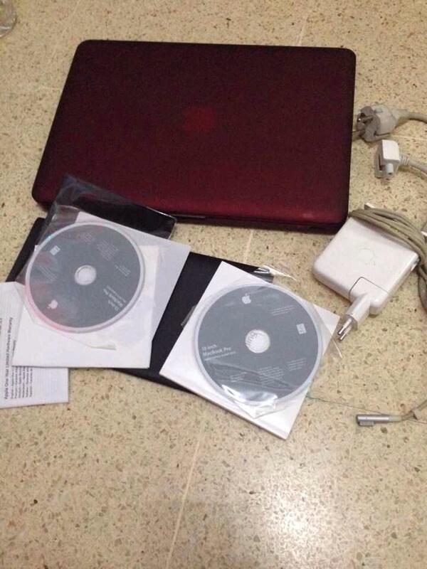 Jual cepat!! MACBOOK PRO 13 INCH muraaaah!!
