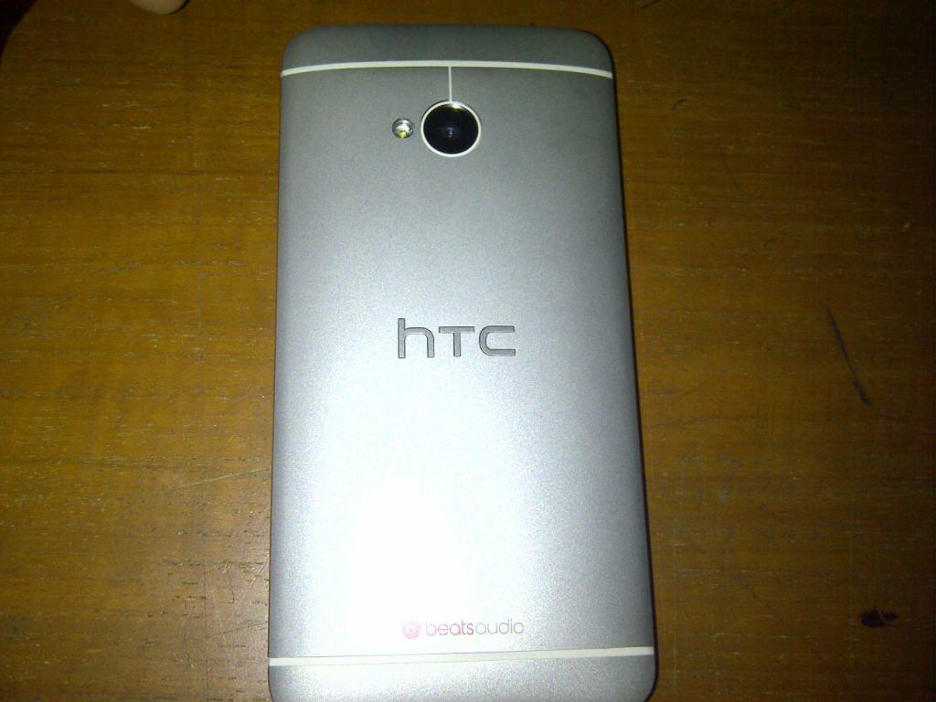 Jual santai HTC One 802w dual sim GSM GSM silver