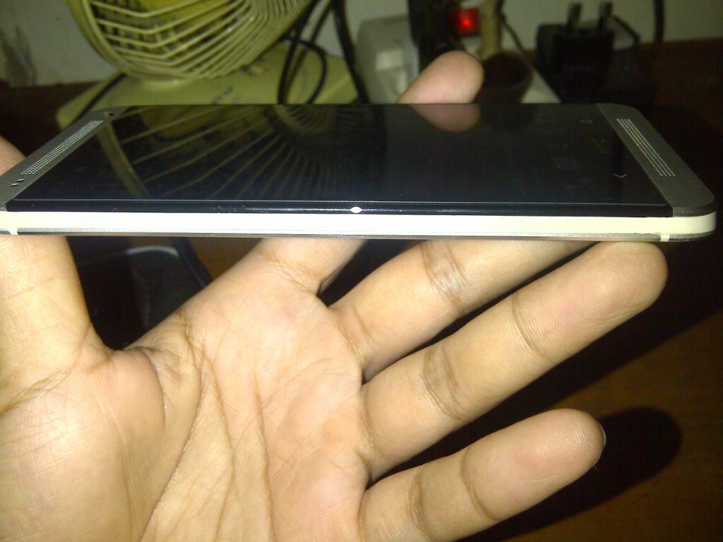 Jual santai HTC One 802w dual sim GSM GSM silver