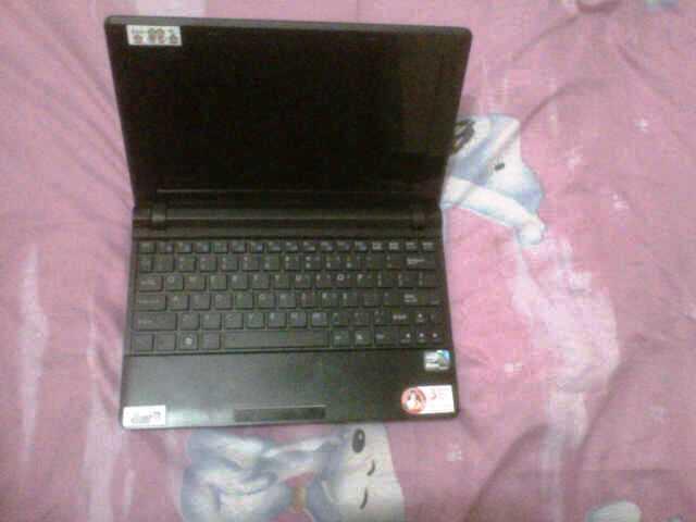 Netbook Axioo Pico M1110 Ungu