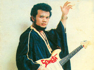 Dilelang untuk Bantu Korban Bencana, Gitar Rhoma Irama Laku Rp 25 Juta