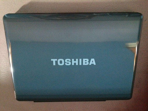 Laptop Toshiba Satellite M305-S4910 Bandung