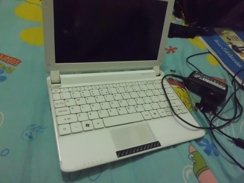 ACER Super N450 1,66 Ghz Batre 4-5 JaM