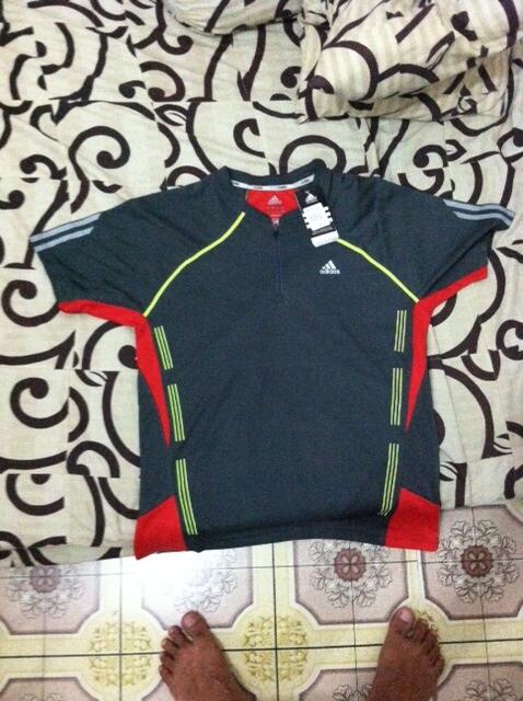 baju dan celana lari running addidas