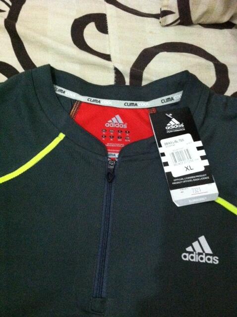 baju dan celana lari running addidas