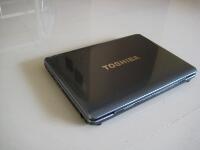 Jual santai... Laptop TOSHIBA SATELLITE A300D