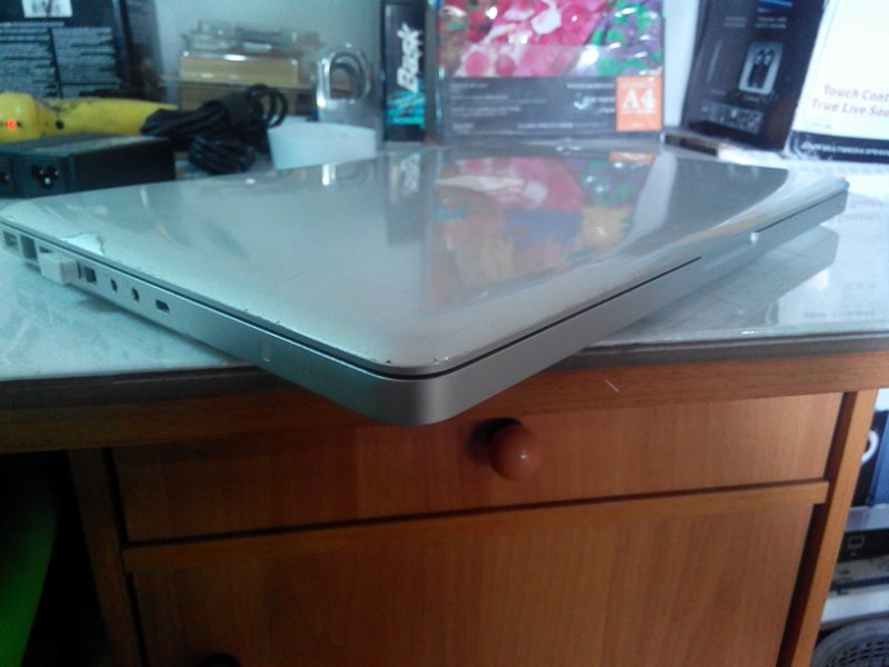 MAC BOOK 5,2 ALUMINIUM, CORE2DUO, NVDIA 9400M super mulus