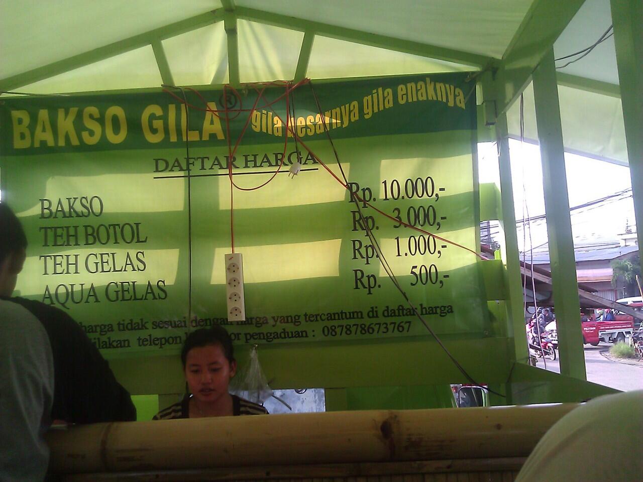 satu lagi nih gan buat penikmat kuliner... BAKSO GILA