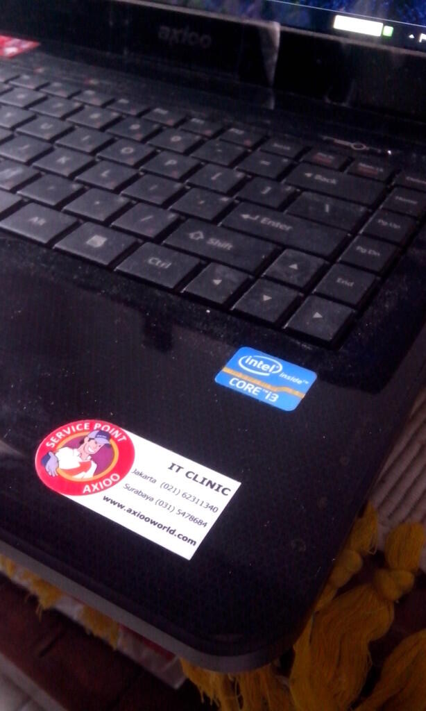 Axioo Neon HNM, Core i3-2310M