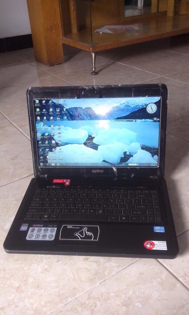 Axioo Neon HNM, Core i3-2310M