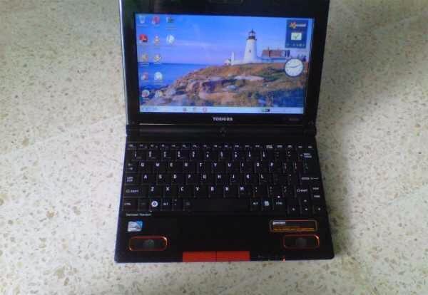 TOSHIBA NB520 ISTIMEWA MALANG