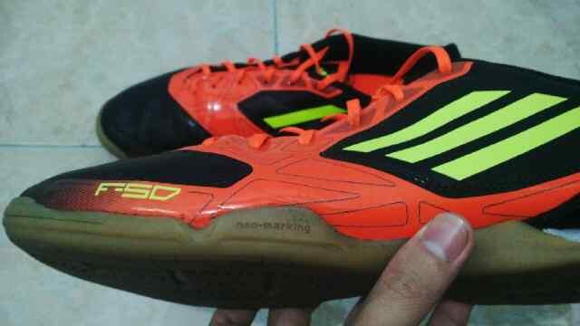 Sepatu Futsal Adidas F50 Ori Hitam-Orange Size 46 Second Seken 2nd