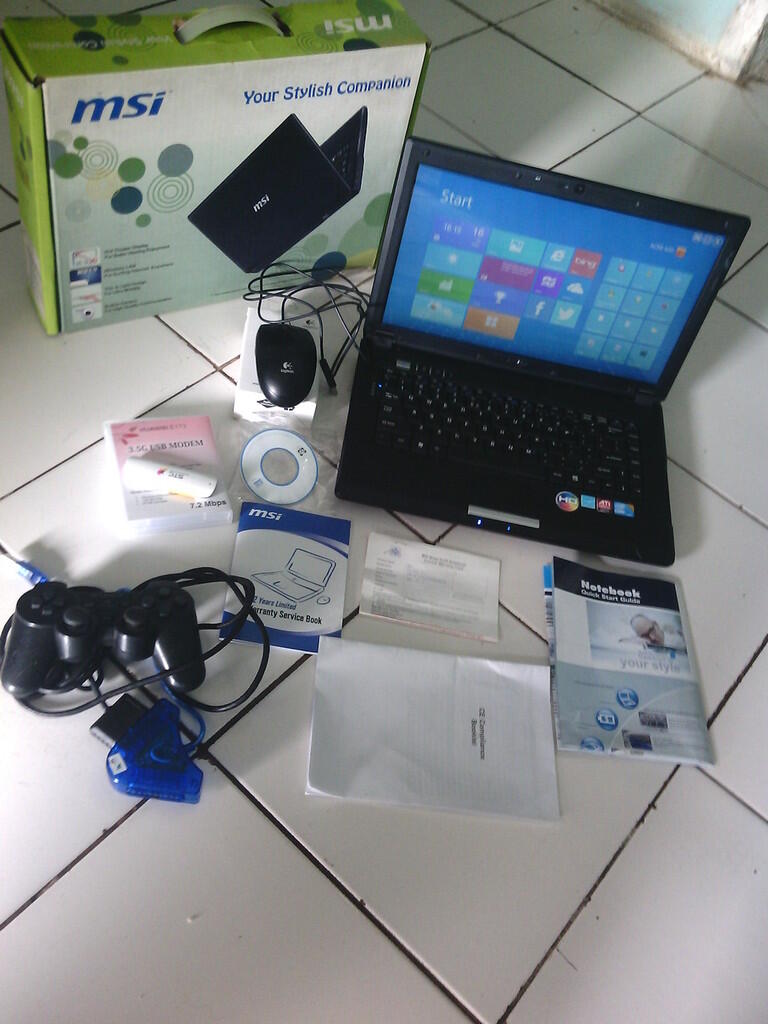 laptop msi cx 420 core i3 @ 2,13 GHZ fullset mulus
