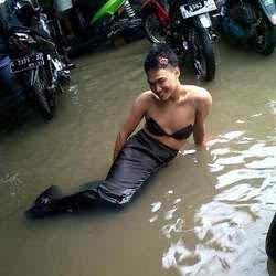 Silahkan msk gan..sdh sy rangkum gmbr2 dan tulisan unik buat agan liat
