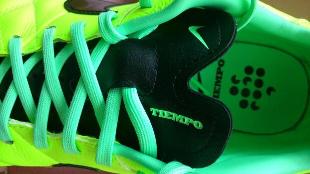 Sepatu Futsal Nike Tiempo Mystic Original Size 43 (9,5) Murah gaannn...