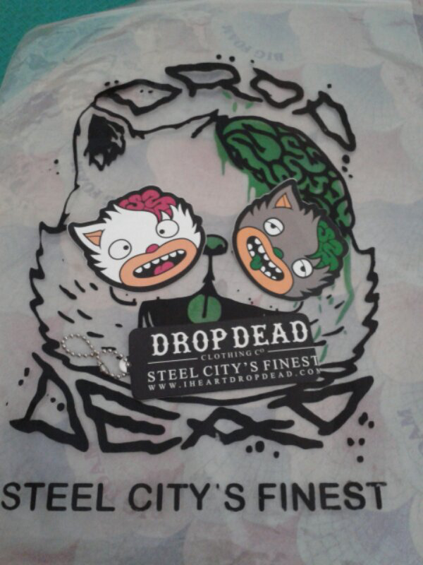 Kaos Drop dead,vans,rebel8,mishka,famous,supreme,macbeth,dc,hurley,thrasher..