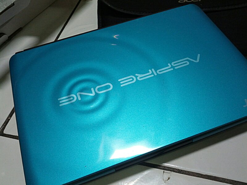 Laptop Netbook ACER ASPIRE ONE D270 lkp grs resmi 1,3 Jakarta