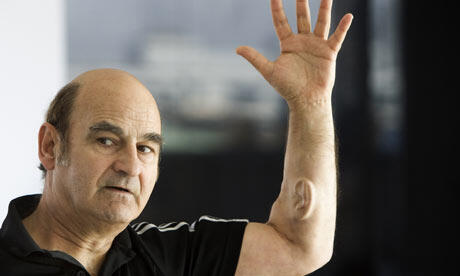 Kehidupan nyata mirip-mirip " CYBORG " ,