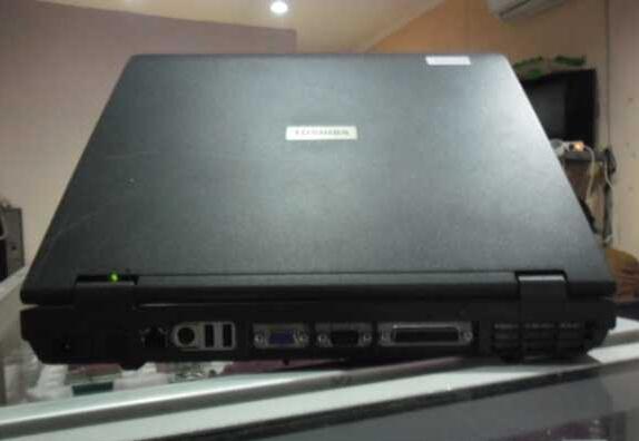 Laptop Buil Up Toshiba J72 Super Mulus