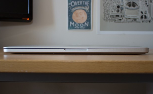 ::: MacBook Pro 13" Retina Display :::