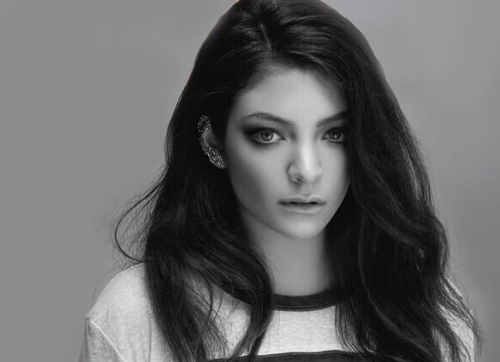 Mengenal LORDE,,,,Pemenang 2 Grammy Award 2014 yang ternyata masih ABG...