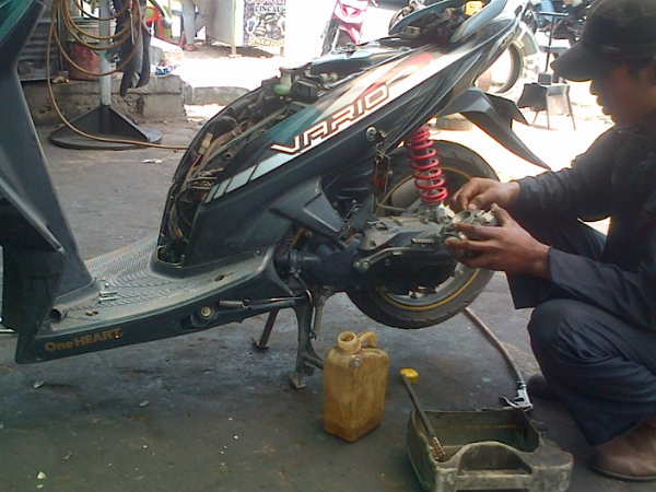 4 tips melihat bensin oplosan, versi agan ini.