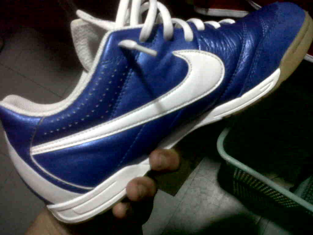 SEPATU FUTSAL NIKE TIEMPO NATURAL IV, TOTAL 90 MANGGO, SURABAYA