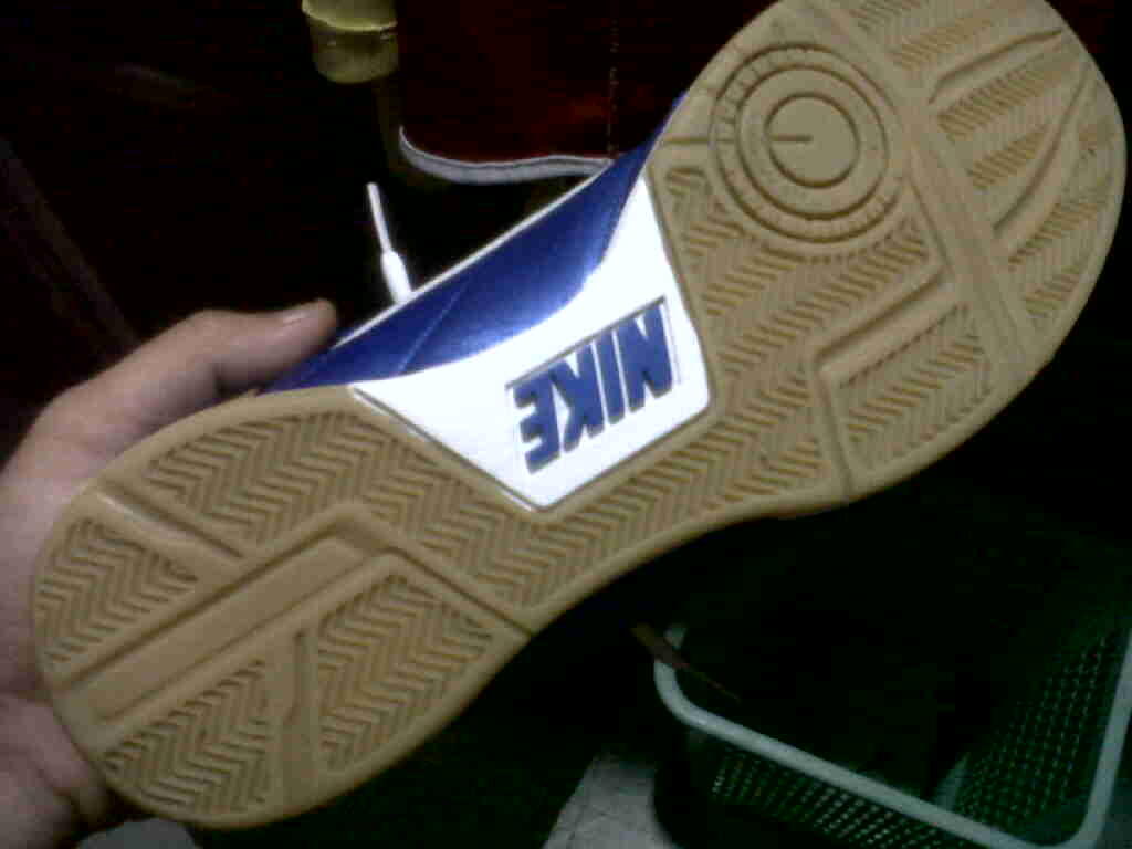 SEPATU FUTSAL NIKE TIEMPO NATURAL IV, TOTAL 90 MANGGO, SURABAYA