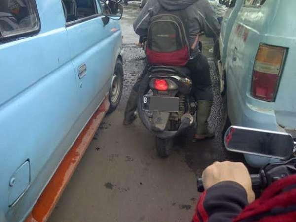 solusi buat motor biar ga mogok kalo pas nerjang banjir!