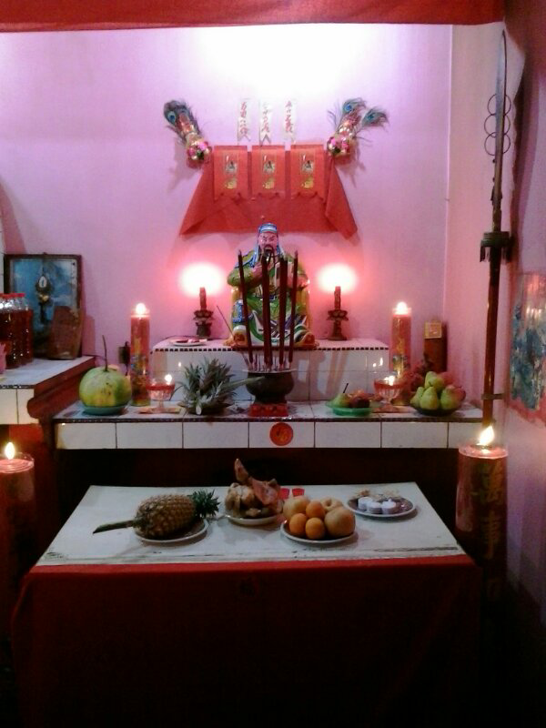 lok thung (bhsa keren nya mediumisasi) di kelenteng deket rumah ane gan