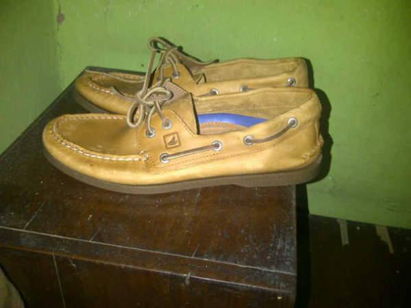 sperry top sider sahara MEN original. no box