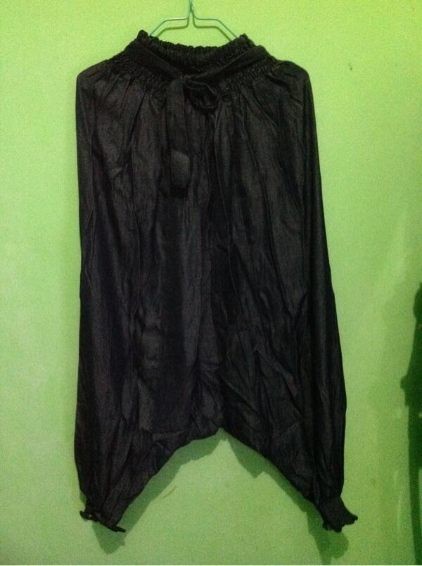 SALEEEEEE 50%.....ngabisin stock nih....GRab it fast sista :)