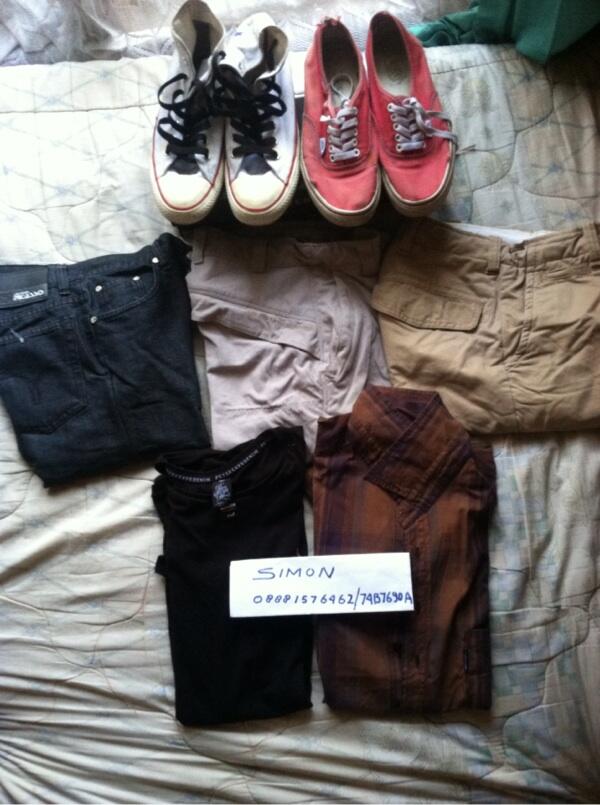 Garage sale Vans Converse PSD