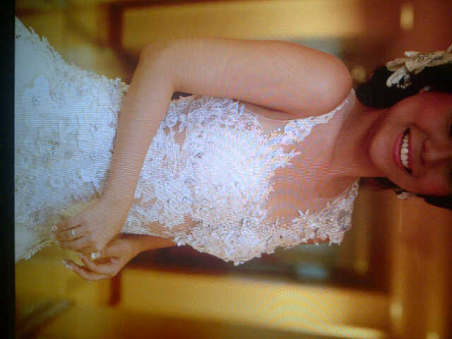 Jual wedding gown first second