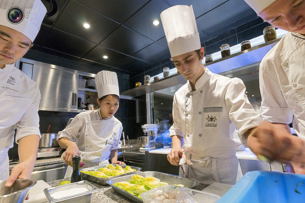 Di balik layar&quot; Paul Bocuse Institute &quot;, sekolah kuliner yang disegani di Perancis !