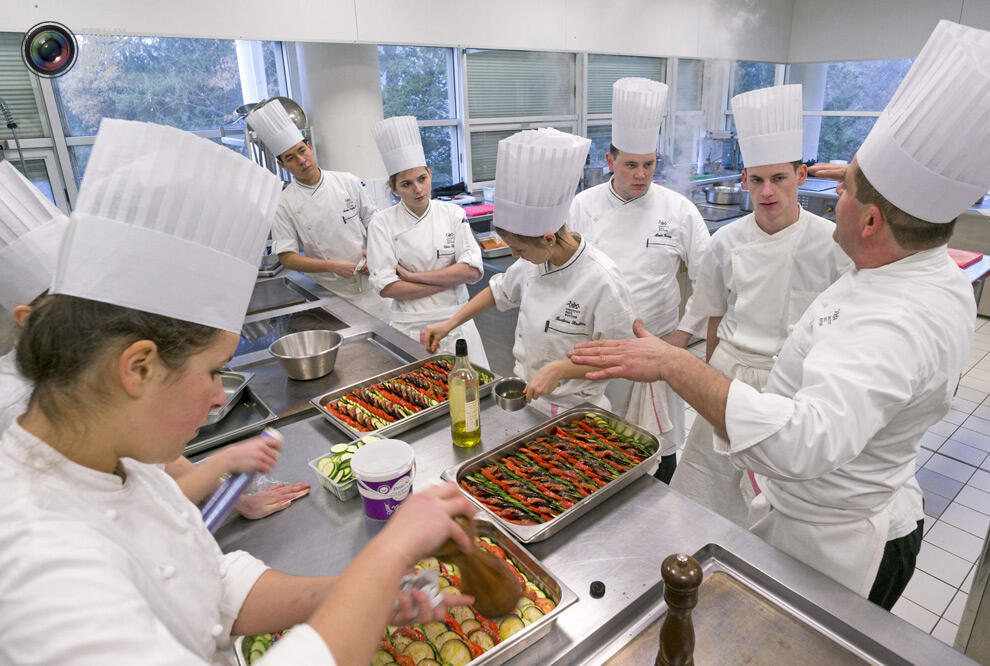 Di balik layar&quot; Paul Bocuse Institute &quot;, sekolah kuliner yang disegani di Perancis !
