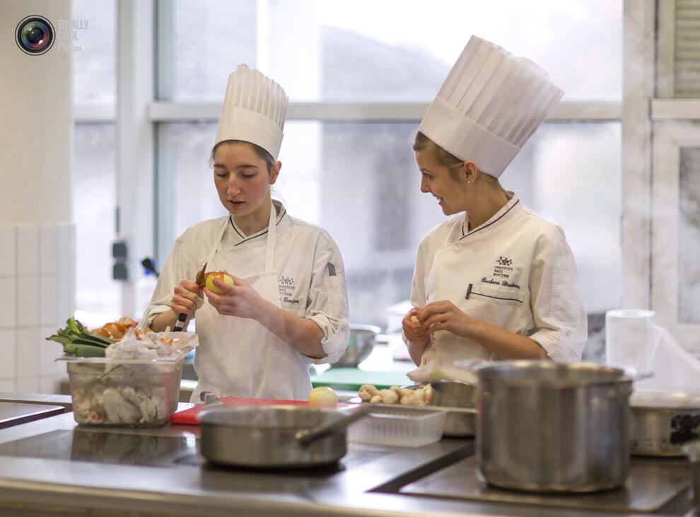 Di balik layar&quot; Paul Bocuse Institute &quot;, sekolah kuliner yang disegani di Perancis !
