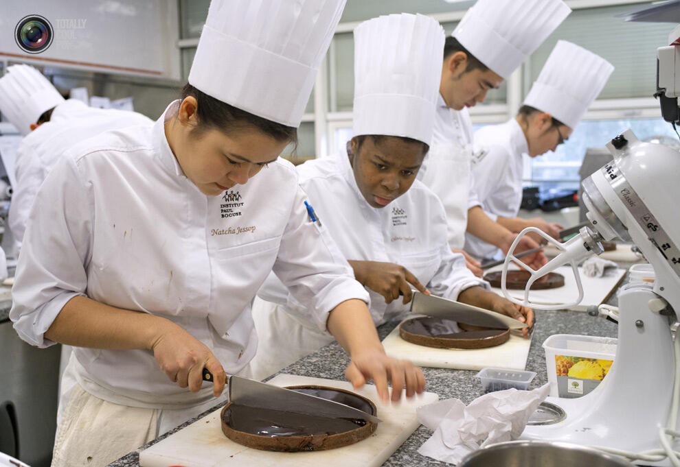 Di balik layar&quot; Paul Bocuse Institute &quot;, sekolah kuliner yang disegani di Perancis !