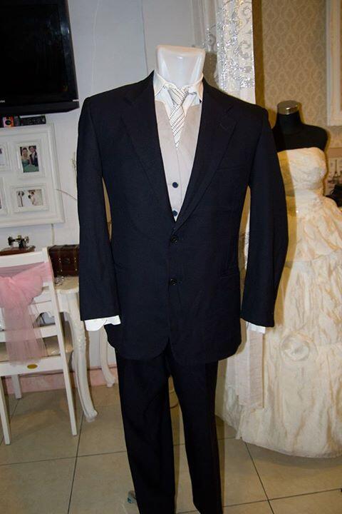 Jas Pria Formal Hitam (1 Set)