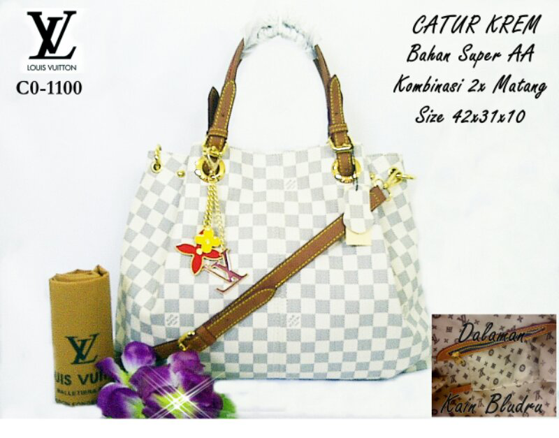 Tas Louis Vuitton Motif Catur Krem