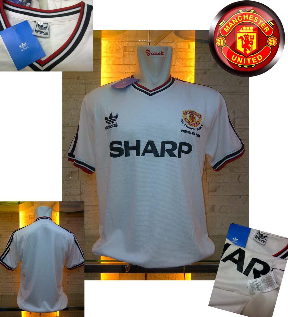JERSEY MANCHESTER UNITED COLLECTION RETRO
