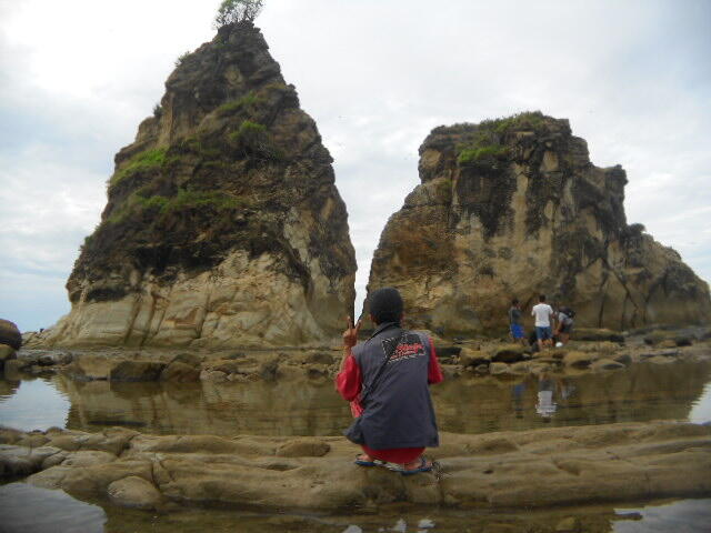 Camping Pantai Sawarna Banten (Hidden Paradise in Banten)