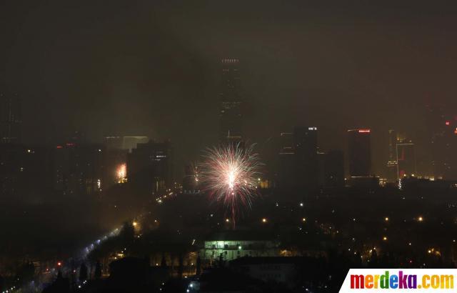 FOTO: Kemeriahan Penyambutan Tahun Baru Imlek di Negara-negara Asia