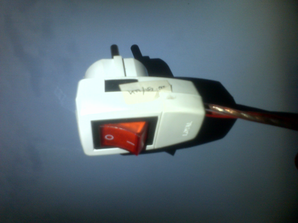 Lampu Penghangat Bayi di Musim Hujan