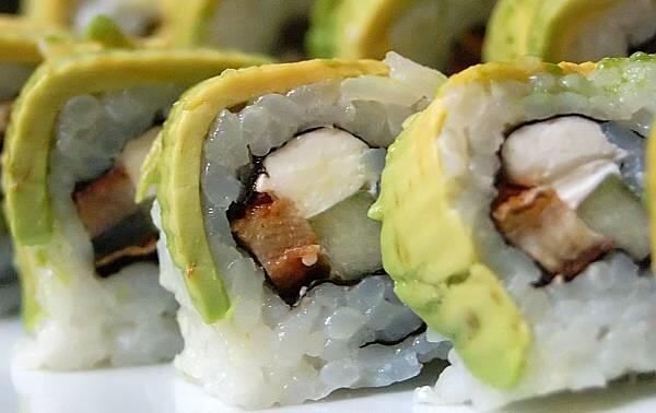 Sushi Harus Selalu Ikan Mentah? Benarkah? Inilah Fakta Menarik Tentang Sushi
