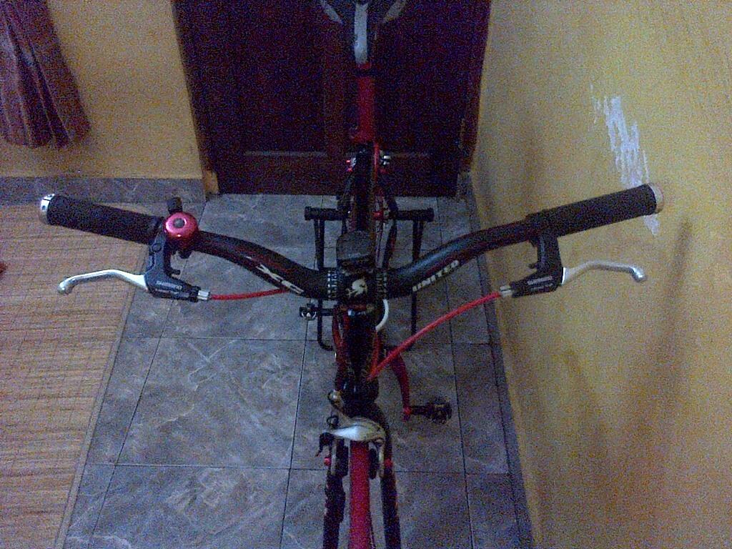 Jual Sepeda fixie united + helm & sepatu