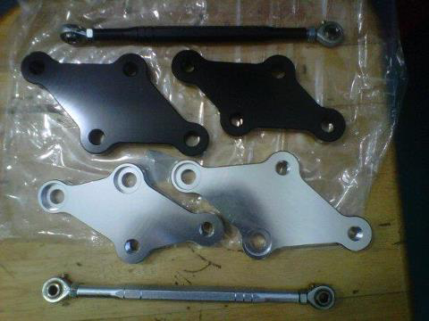 Bracket peninggi step / raiser step utk Ninja 250r/250fi / z250 / CBR 250