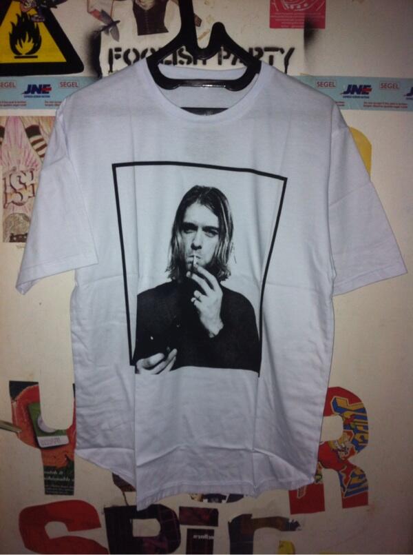 KAOS NIRVANA "KURT COBAIN"