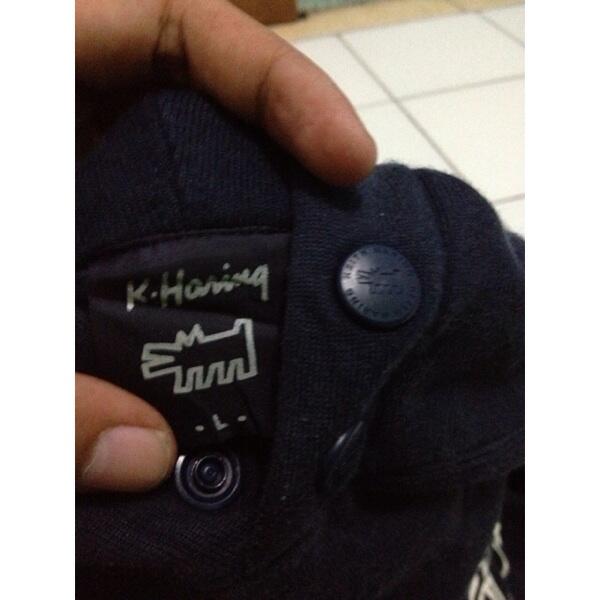 Wts vneck, hoodie, parka : vans, uniqlo keith haring, stussy, dickies