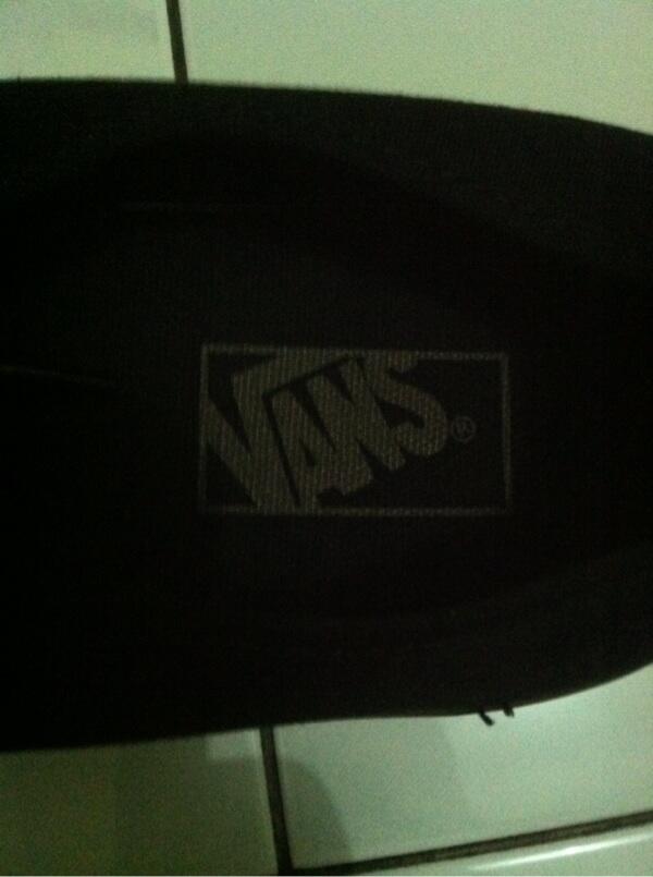 Vans Authentic Black Rubber Gum